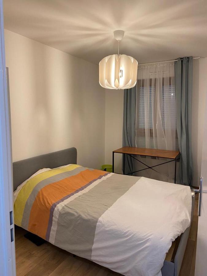 2 Bedroom Apartment + Parking แซงต์-เดอนี ภายนอก รูปภาพ