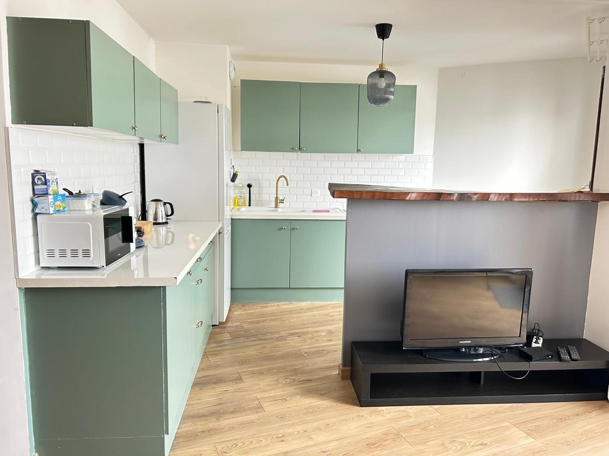 2 Bedroom Apartment + Parking แซงต์-เดอนี ภายนอก รูปภาพ